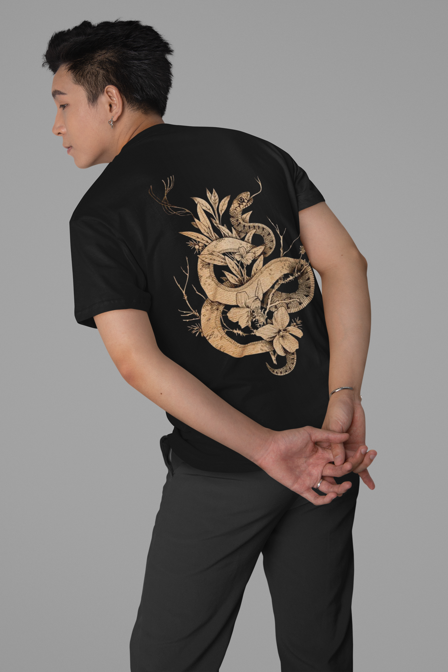 Ornate Flying Snake Back Printed Relaxed Fit T-Shirt